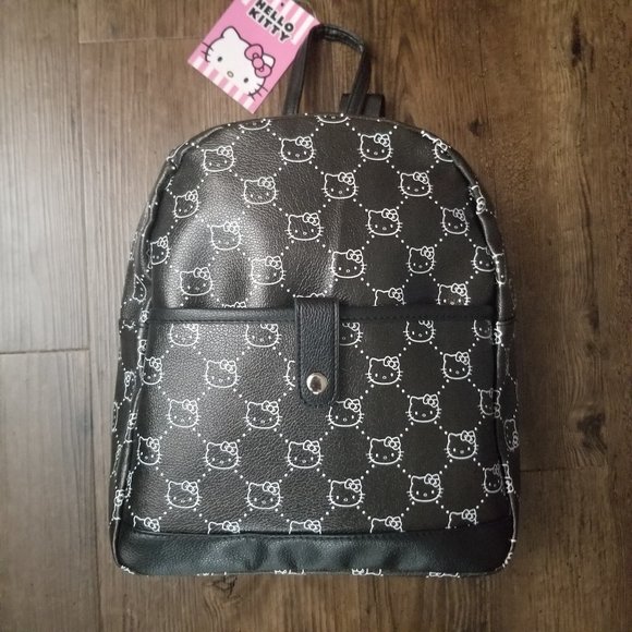 Hello Kitty Backpack - Picture 1 of 3